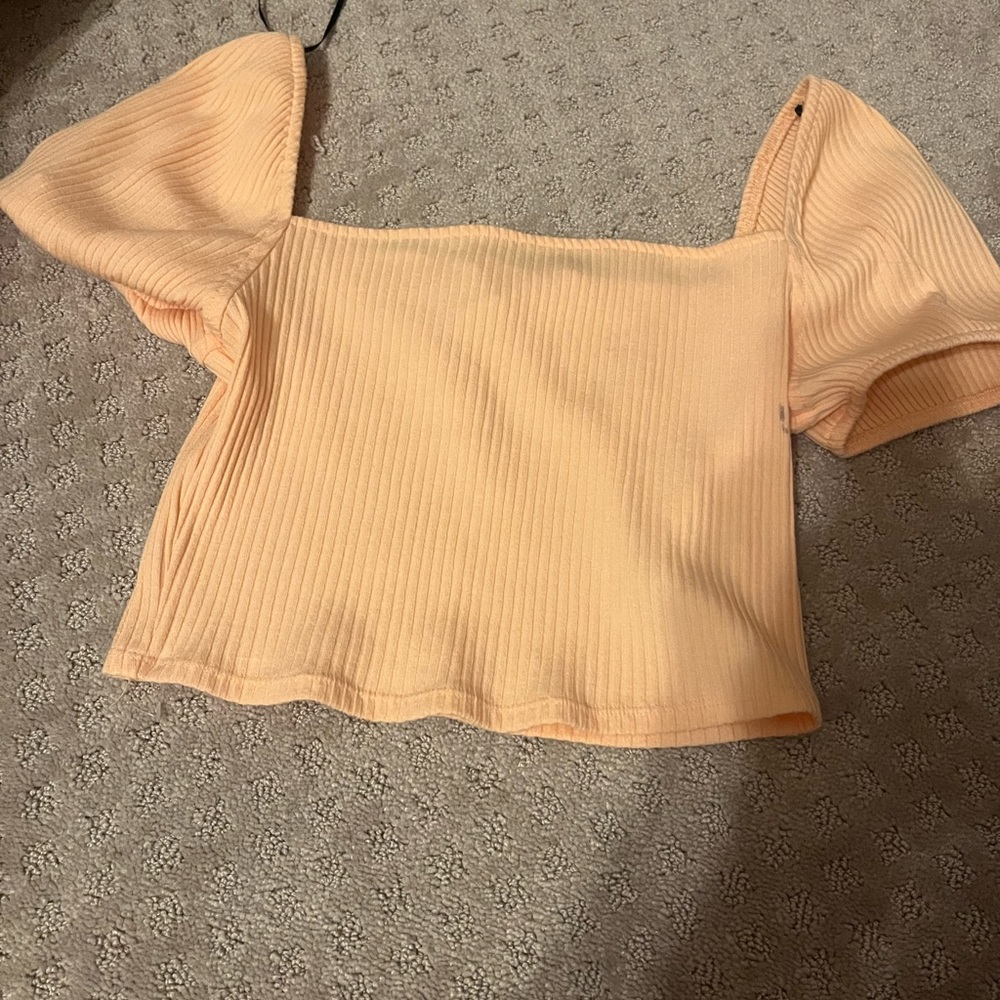 cropped shirt